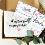 Personalizirana brisača in zapestnica za vzgojiteljice - roza